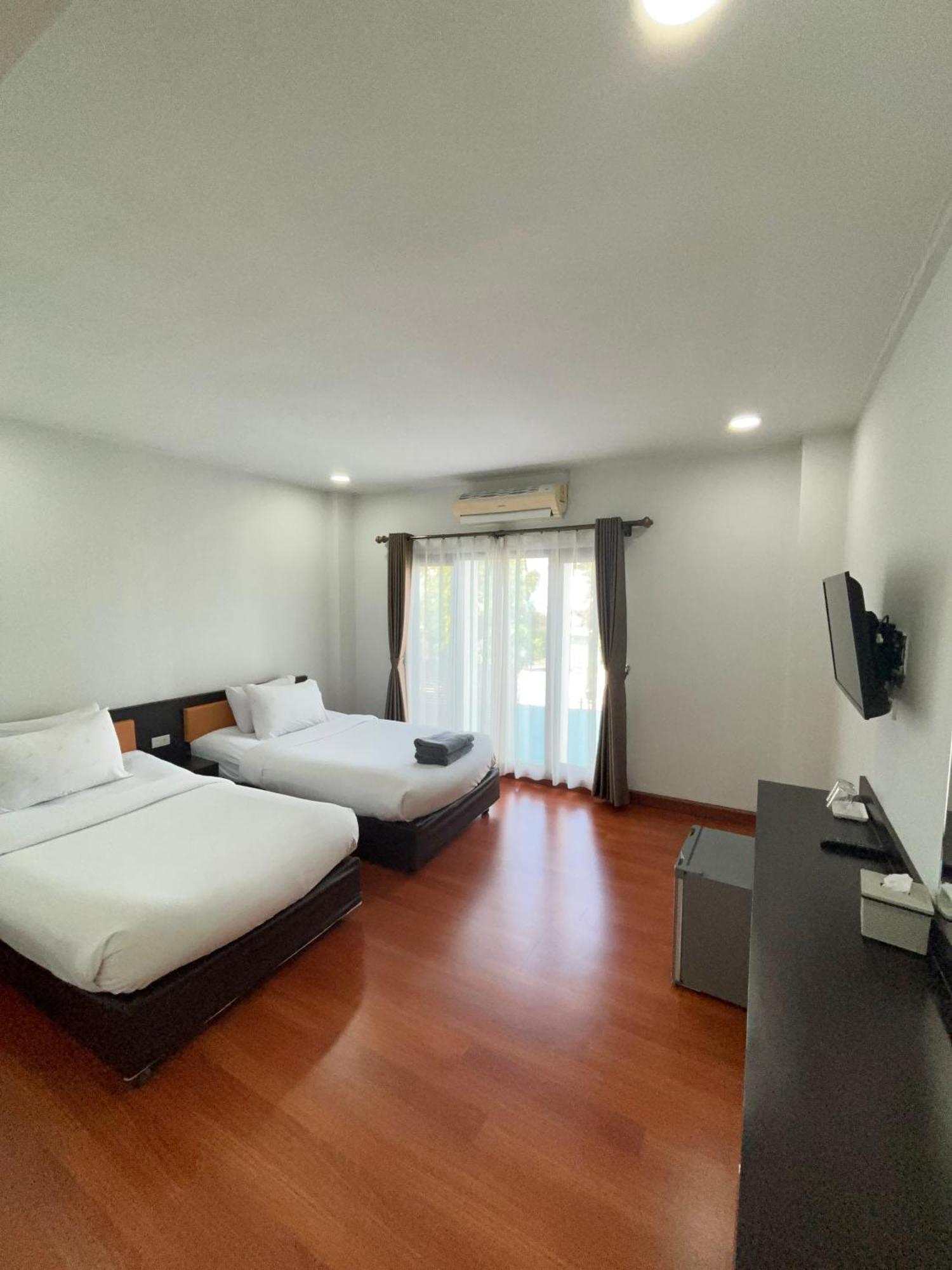 Bordin Hotel Ubon Ratchathani Eksteriør bilde