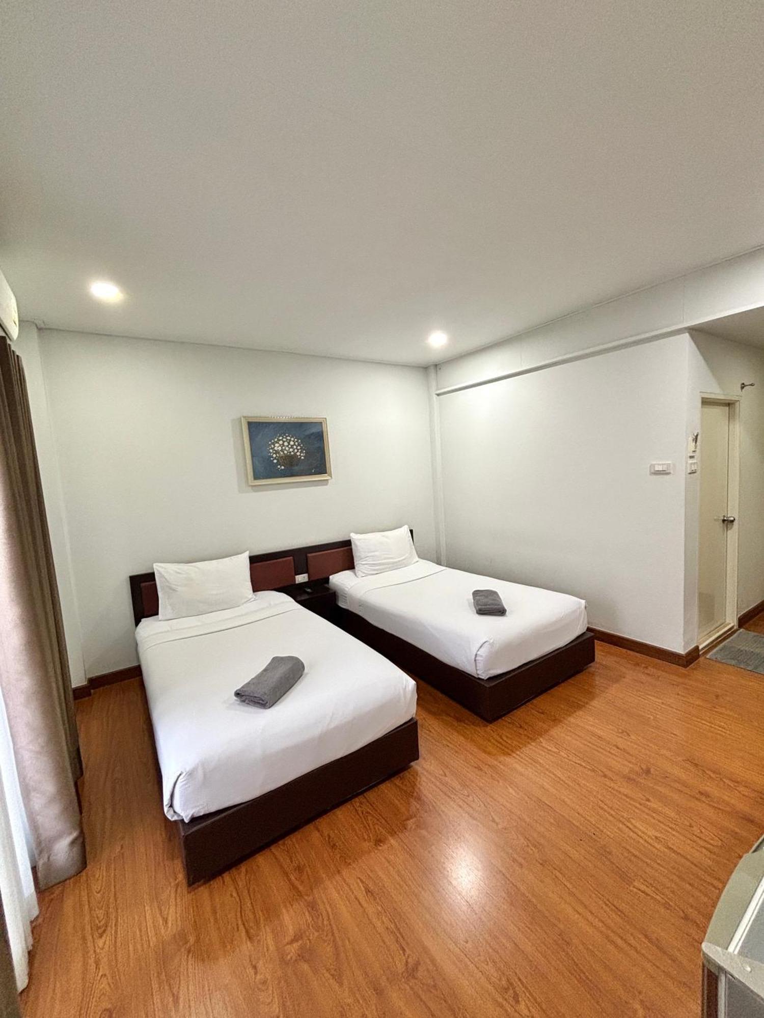 Bordin Hotel Ubon Ratchathani Eksteriør bilde
