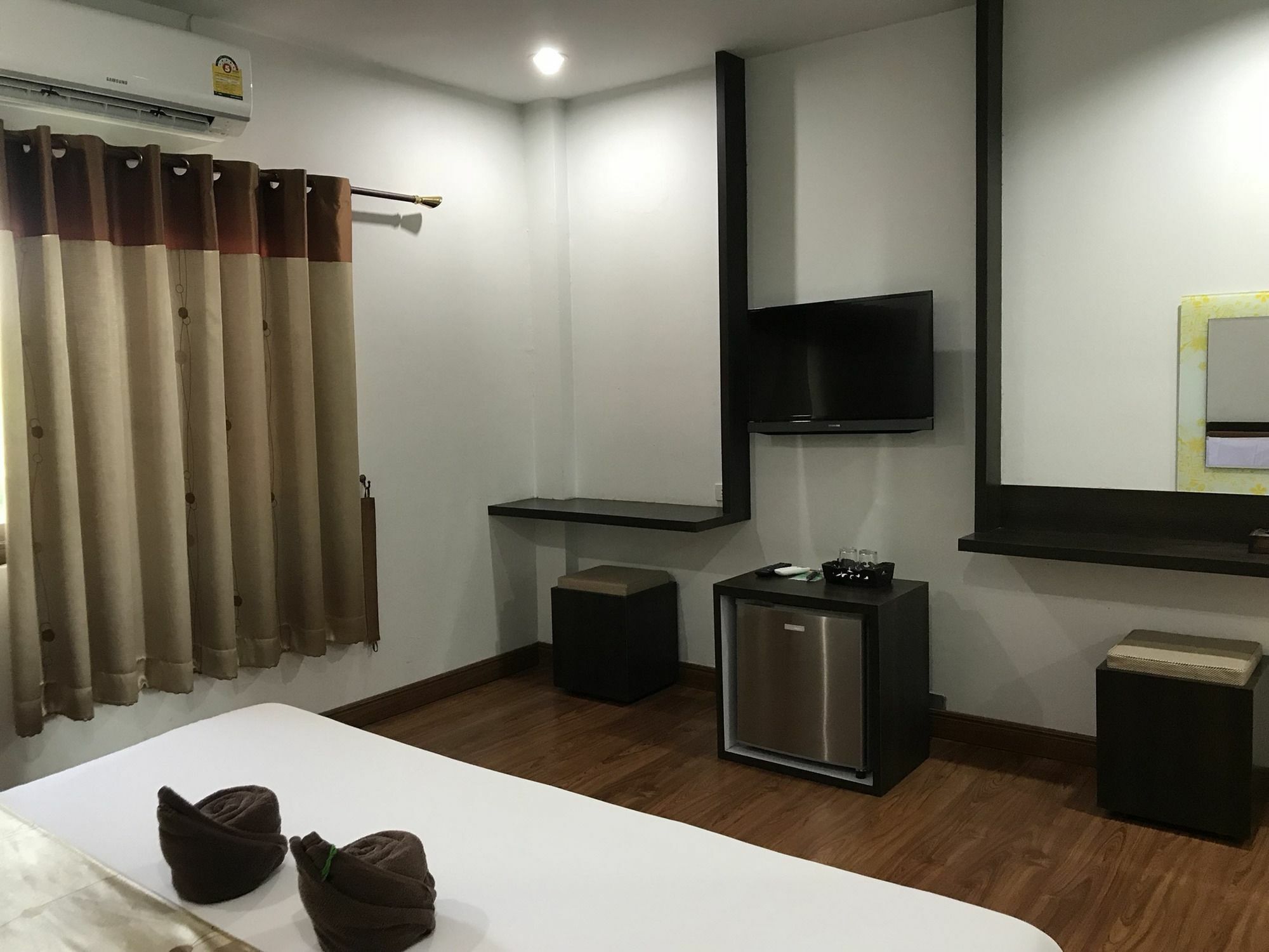 Bordin Hotel Ubon Ratchathani Eksteriør bilde